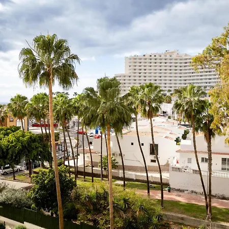 41 Copacabana Ocean View Pool Апартаменты