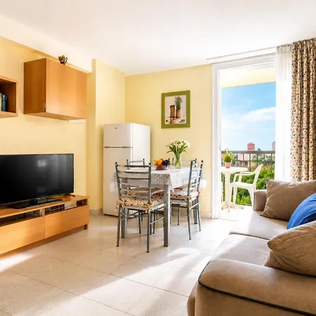 41 Copacabana Ocean View Pool Apartman